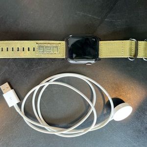 Apple Watch SE
